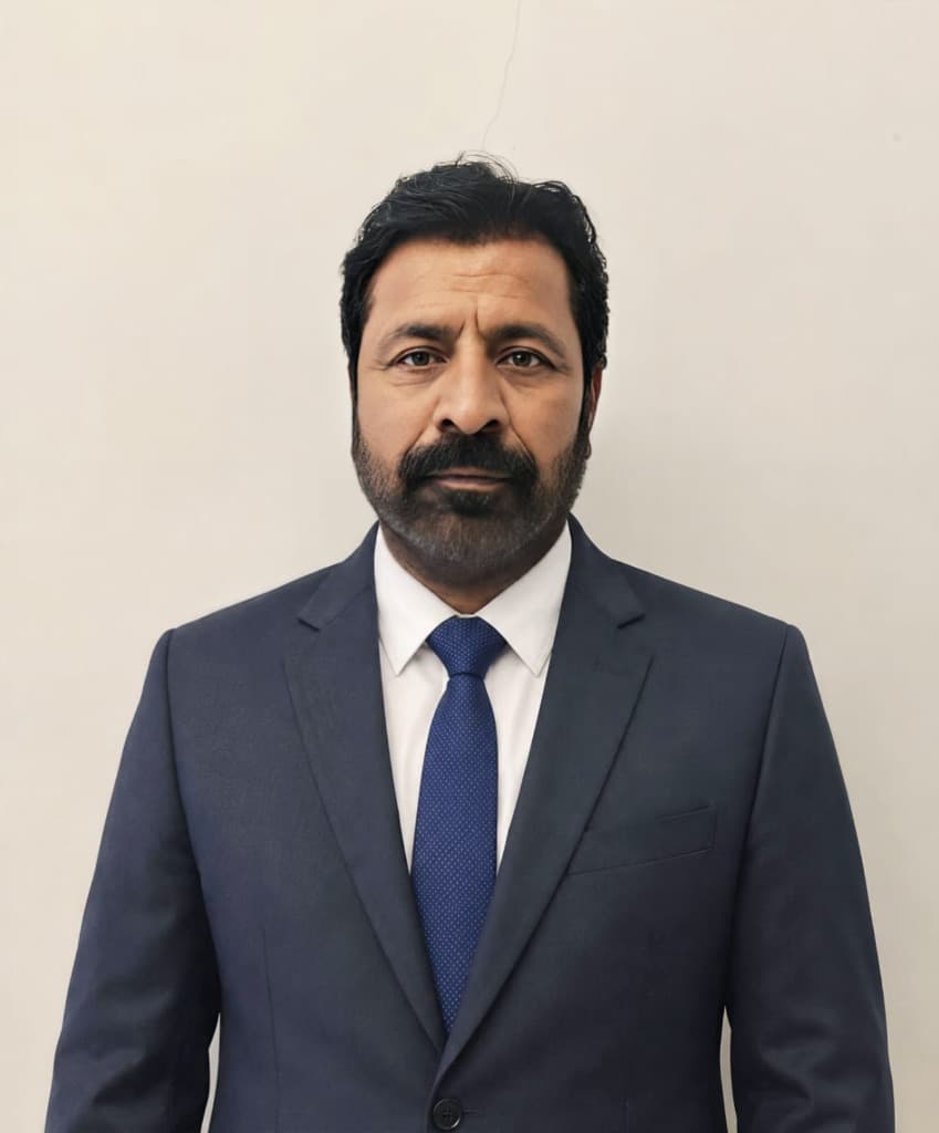 Manoj Vyas - Founder & Managing Director